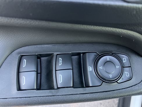 Used 2024 Chevrolet Equinox LT AWD/4WD image 19