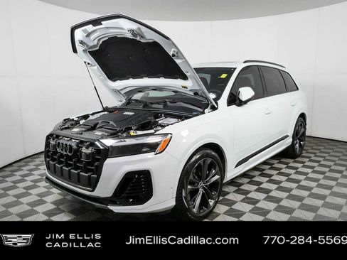 Used 2025 Audi Q7 3.0T Prestige AWD/4WD image 36