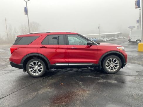 Used 2022 Ford Explorer Limited w/ Class IV Trailer Tow Package image 7
