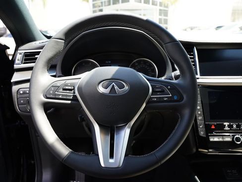 Used 2025 INFINITI QX55 Essential image 35