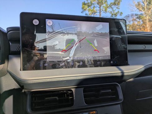 New 2026 Ford Maverick XL image 19