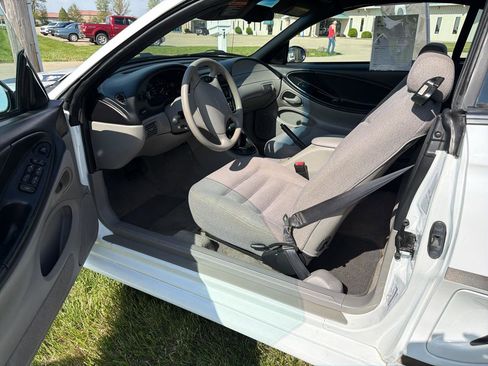 Used 1996 Ford Mustang Convertible RWD image 58