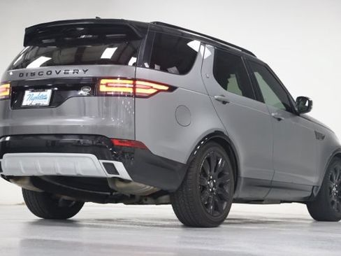 Used 2019 Land Rover Discovery HSE Luxury AWD/4WD image 16
