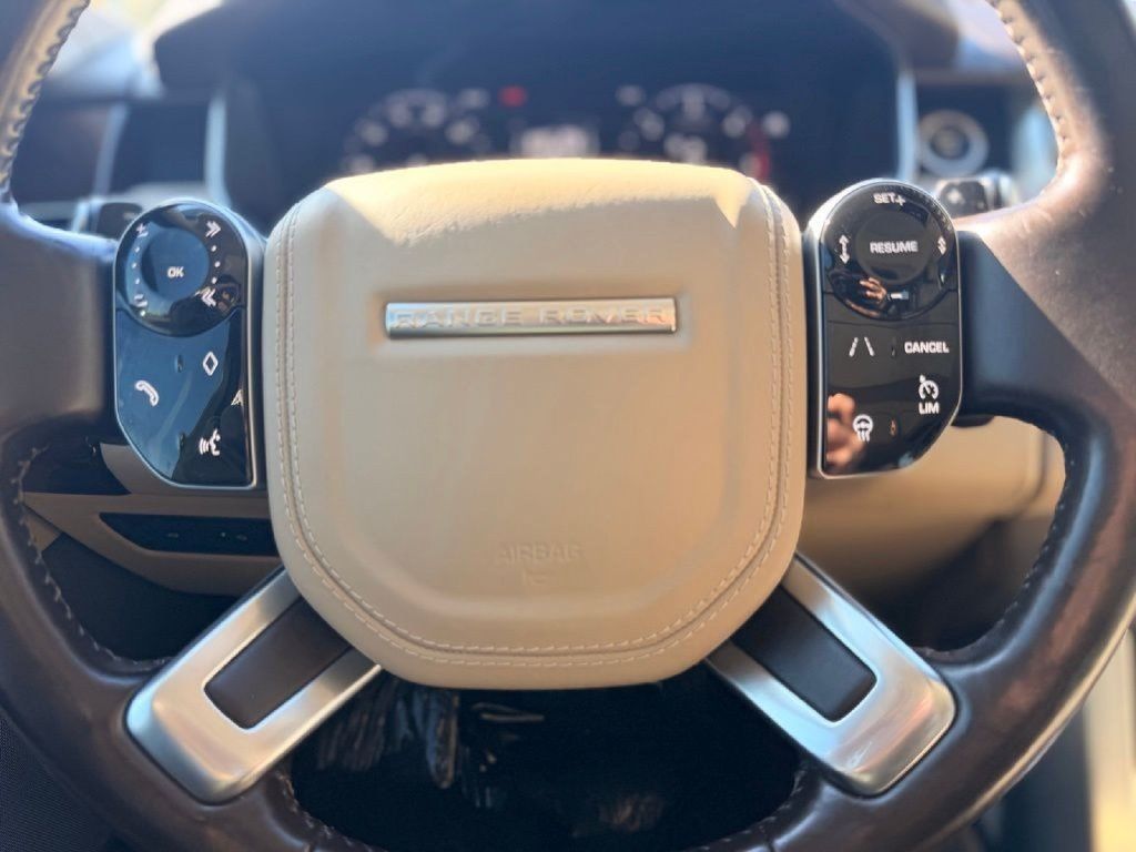 Used 2018 Land Rover Range Rover HSE AWD/4WD image 22