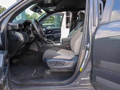 Certified 2025 Toyota Tacoma TRD Off-Road w/ TRD Off Road Upgrade Package AWD/4WD image 34
