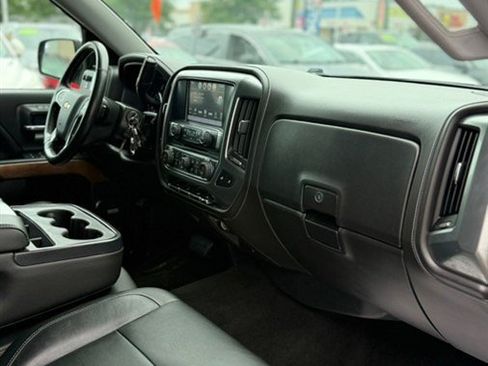Used 2016 Chevrolet Silverado 1500 LTZ w/ Sport Package AWD/4WD image 13