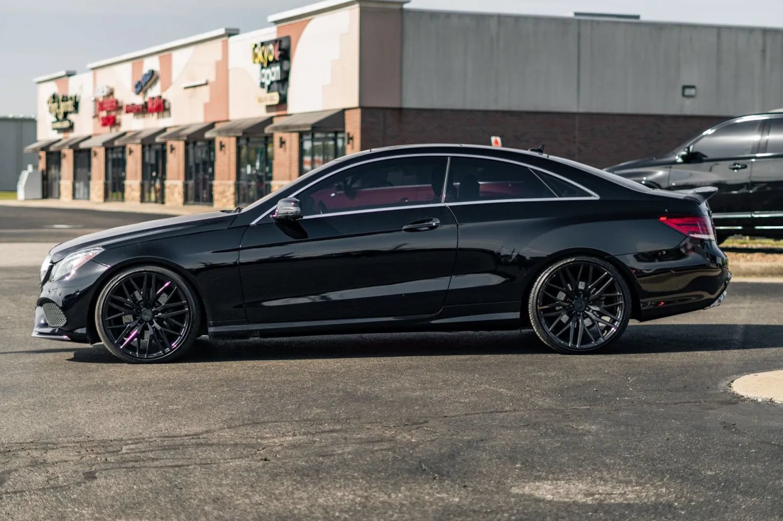 Used 2015 Mercedes-Benz E 550 Coupe w/ Premium 1 Package image 5