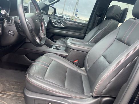 Used 2023 Chevrolet Suburban RST w/ Luxury Package AWD/4WD image 15