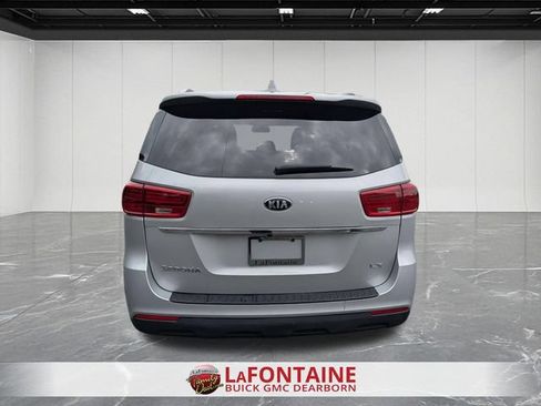 Used 2020 Kia Sedona EX FWD image 4