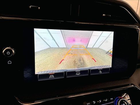 Used 2022 GMC Sierra 1500 AT4 w/ AT4 Preferred Package image 20