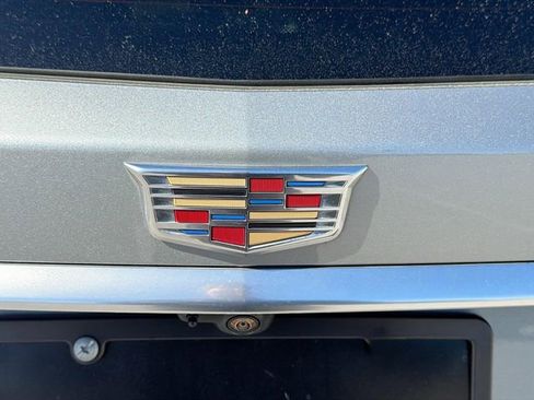 Used 2025 Cadillac XT6 Luxury image 11