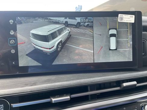 Used 2025 Hyundai Santa Fe Limited FWD image 32