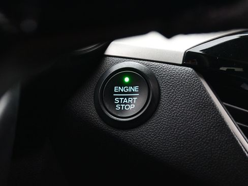 Used 2021 Ford Escape SEL image 23