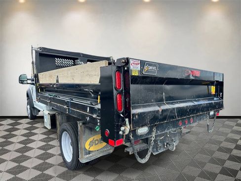 Used 2022 Ford F550 4x4 Regular Cab Super Duty image 13