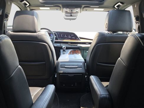 Used 2022 Cadillac Escalade Premium Luxury w/ LPO, Radiant Package RWD image 12
