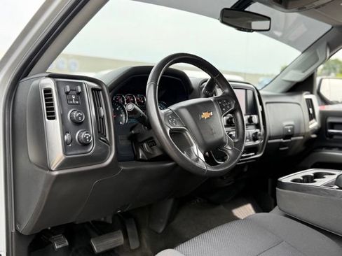 Used 2018 Chevrolet Silverado 1500 LT w/ All Star Edition AWD/4WD image 11