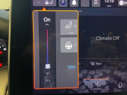 Used 2023 Jeep Compass Limited image 21