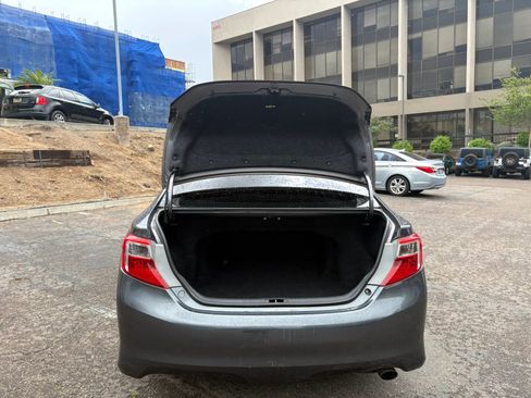 Used 2013 Toyota Camry SE FWD image 22