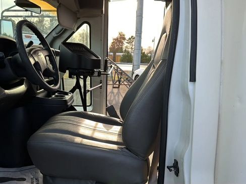 Used 2004 Chevrolet Express 3500 w/ School Bus Package image 9