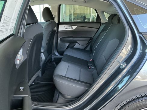 Used 2024 Kia Forte LXS w/ LXS Technology Package image 18
