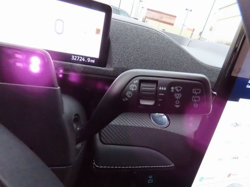 Used 2021 Ford Mustang Mach-E Premium image 36