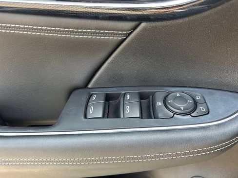 Used 2023 Buick Envision Preferred w/ Sport Touring Package AWD/4WD image 44