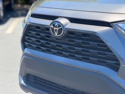 Used 2024 Toyota RAV4 XLE FWD image 9