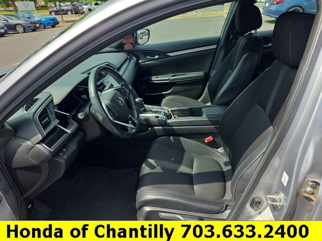 Used 2019 Honda Civic Sport image 2