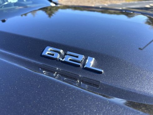 Used 2024 Chevrolet Silverado 1500 High Country image 28