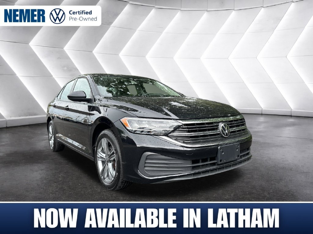 Certified 2024 Volkswagen Jetta SE w/ Panoramic Sunroof Package FWD image 6