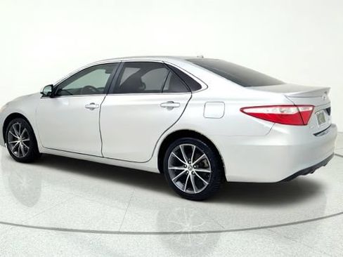 Used 2015 Toyota Camry XSE FWD image 6