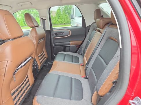 Used 2021 Ford Bronco Sport Outer Banks w/ Outer Banks Package (96D) AWD/4WD image 24
