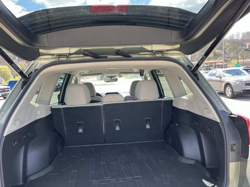 Used 2020 Subaru Forester Premium image 19