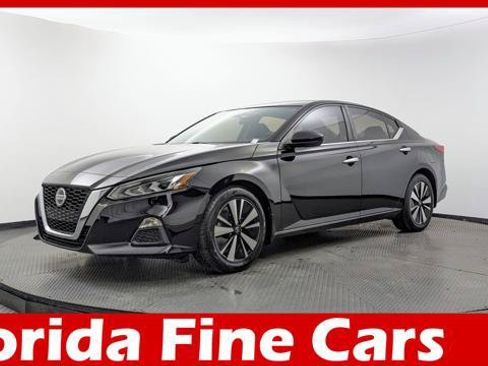 Used 2022 Nissan Altima 2.5 SV FWD image 1
