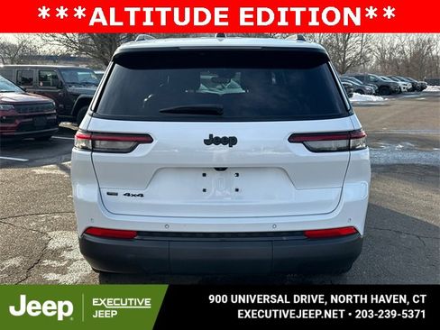 Used 2021 Jeep Grand Cherokee L Laredo image 3