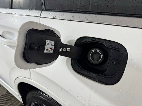 Certified 2025 Lincoln Aviator Black Label image 14