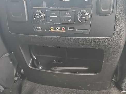 Used 2015 Chevrolet Tahoe LTZ image 11