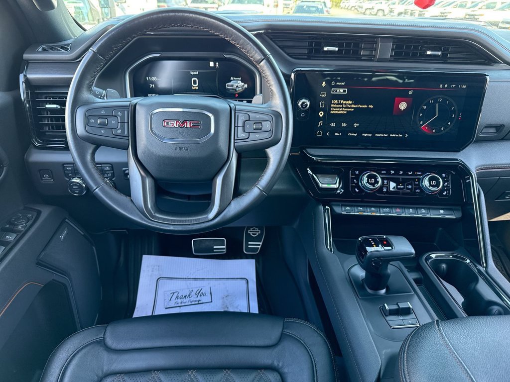Used 2023 GMC Sierra 1500 AT4 w/ AT4 Premium Package AWD/4WD image 14