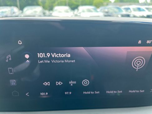 Used 2025 Buick Encore GX Preferred AWD/4WD image 20