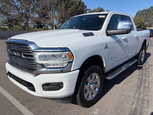 Used 2023 RAM 2500 Laramie AWD/4WD image 3
