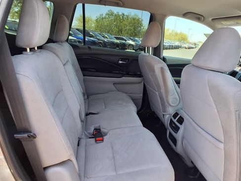Used 2021 Honda Pilot EX image 21