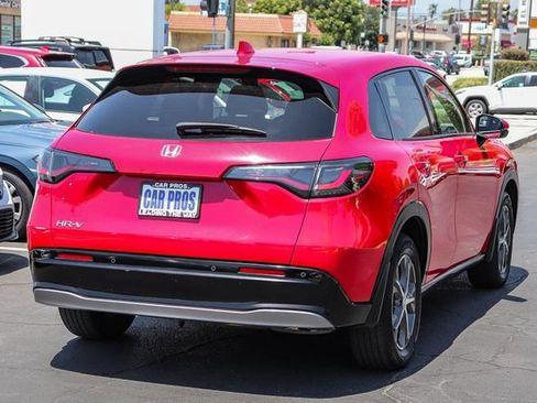 Certified 2024 Honda HR-V EX-L image 11