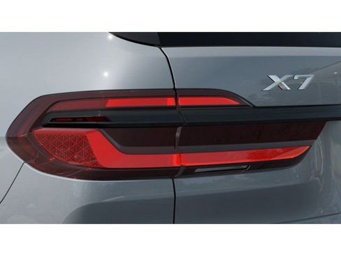 New 2026 BMW X7 xDrive40i w/ M Sport Package image 8