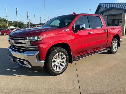 Used 2019 Chevrolet Silverado 1500 LTZ w/ LTZ Plus Package AWD/4WD image 4