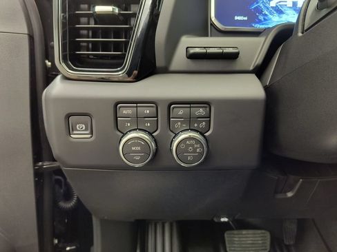 Used 2026 GMC Sierra 3500 AT4 w/ AT4 Premium Plus Package AWD/4WD image 30