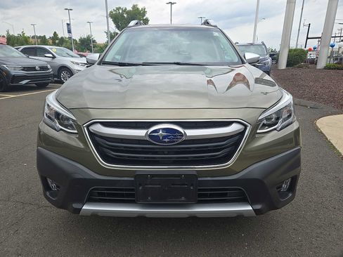 Used 2020 Subaru Outback Touring AWD/4WD image 2