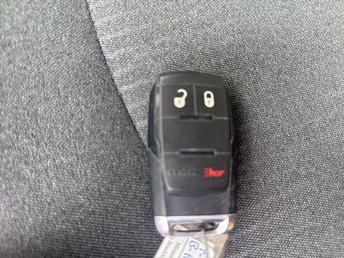 Used 2024 RAM 2500 Big Horn w/ Night Edition image 31