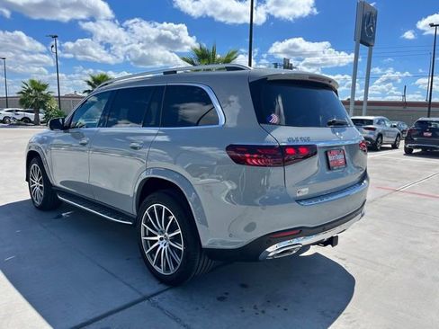 New 2026 Mercedes-Benz GLS 580 4MATIC image 5