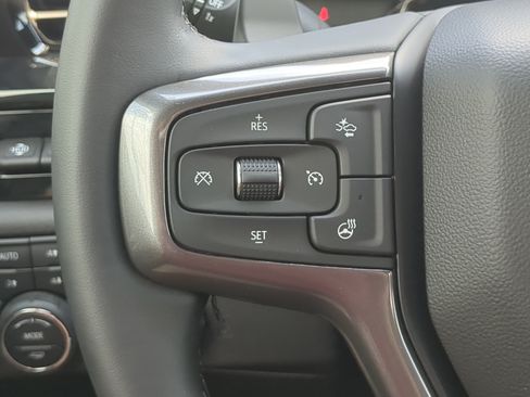 Used 2025 Chevrolet Silverado 1500 ZR2 w/ Technology Package AWD/4WD image 23