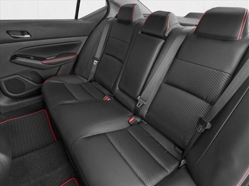 New 2026 Nissan Altima 2.5 SR FWD image 9